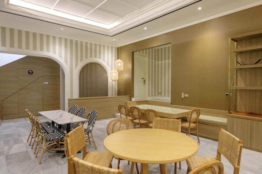 Casa Living Senopati Hotel จาการ์ตา ภายนอก รูปภาพ