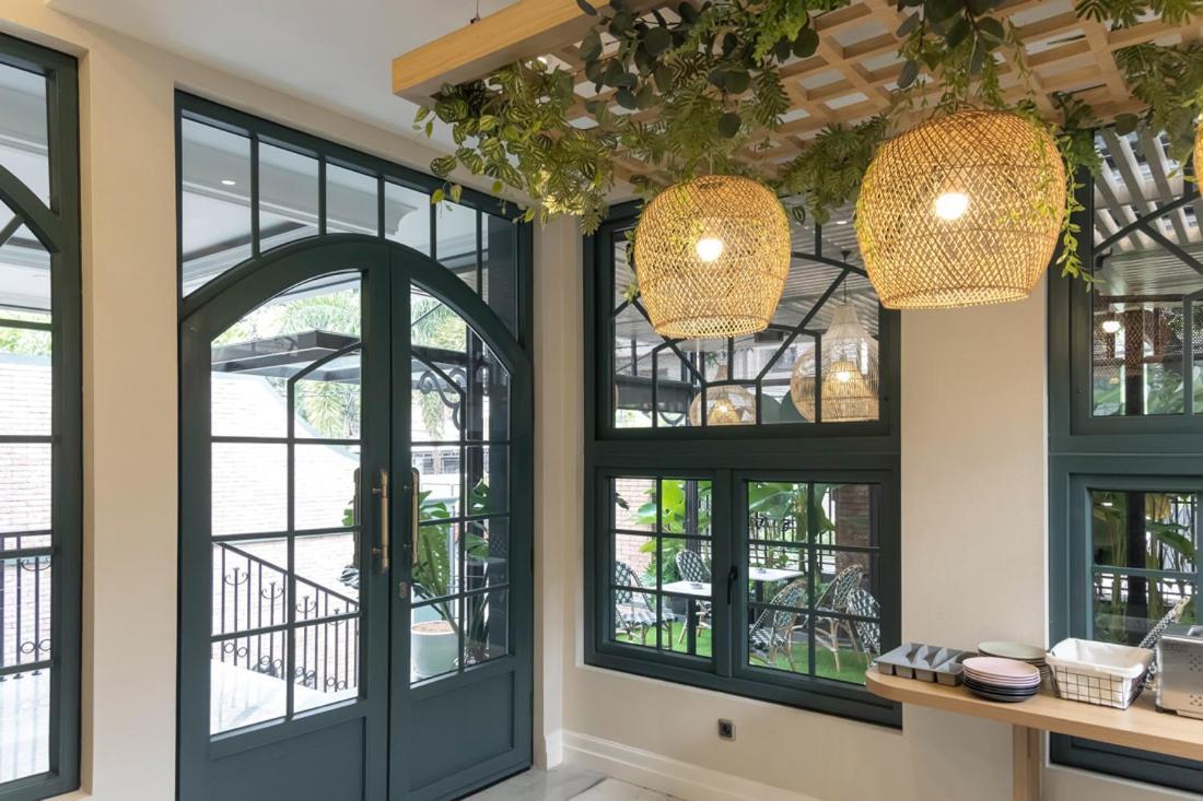 Casa Living Senopati Hotel จาการ์ตา ภายนอก รูปภาพ
